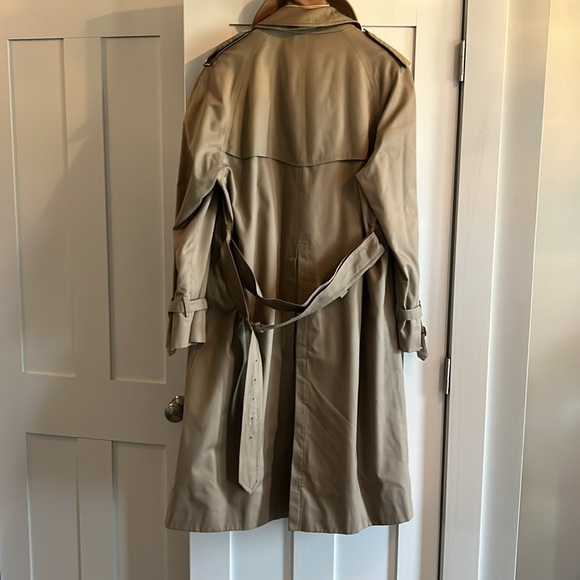 Burberry trench coat with removable wool insert size 44 regular - Picture 2 of 9